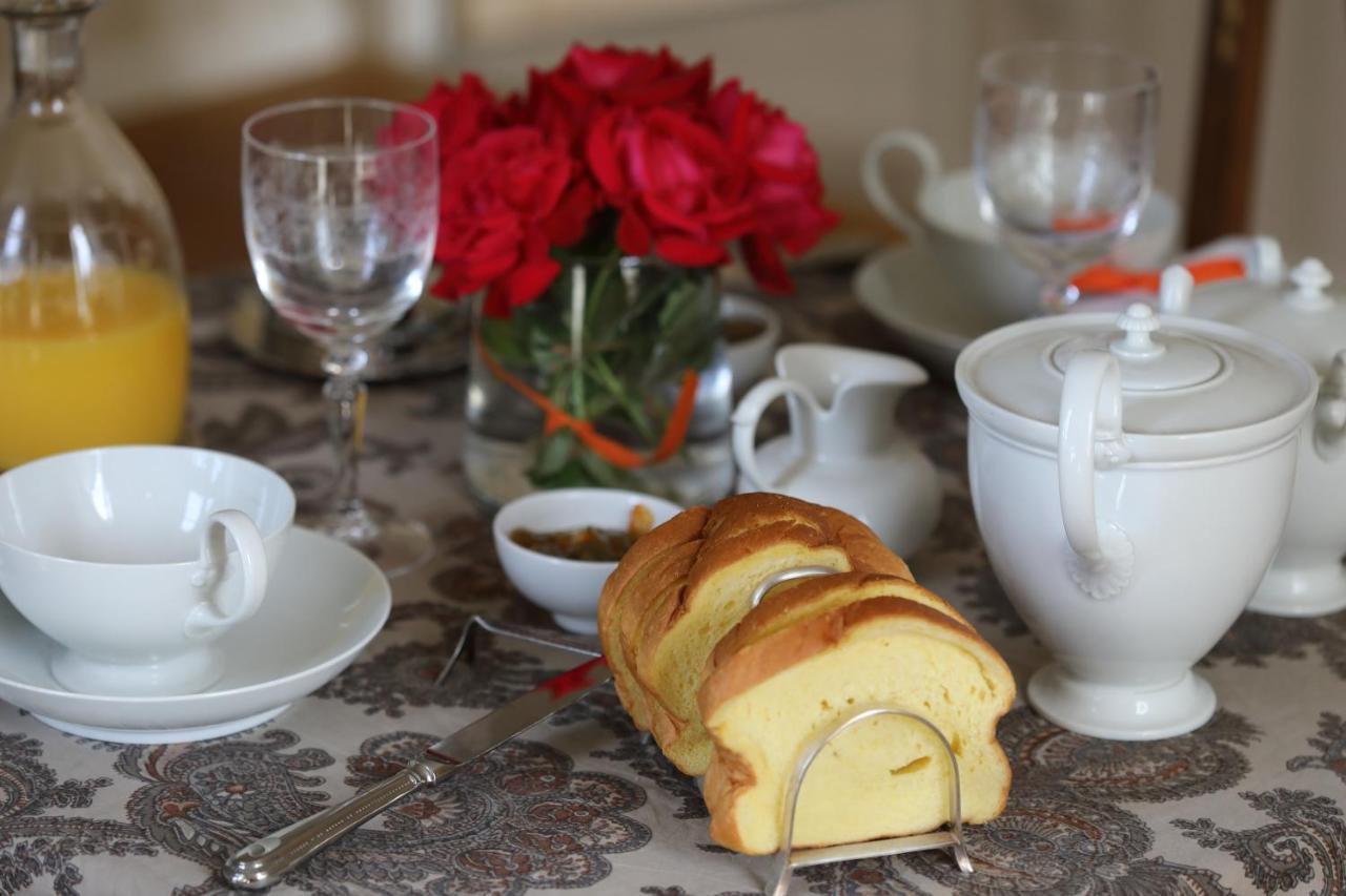 Le Manoir Du Ribardon Bed & Breakfast Neuvy-au-Houlme Eksteriør bilde