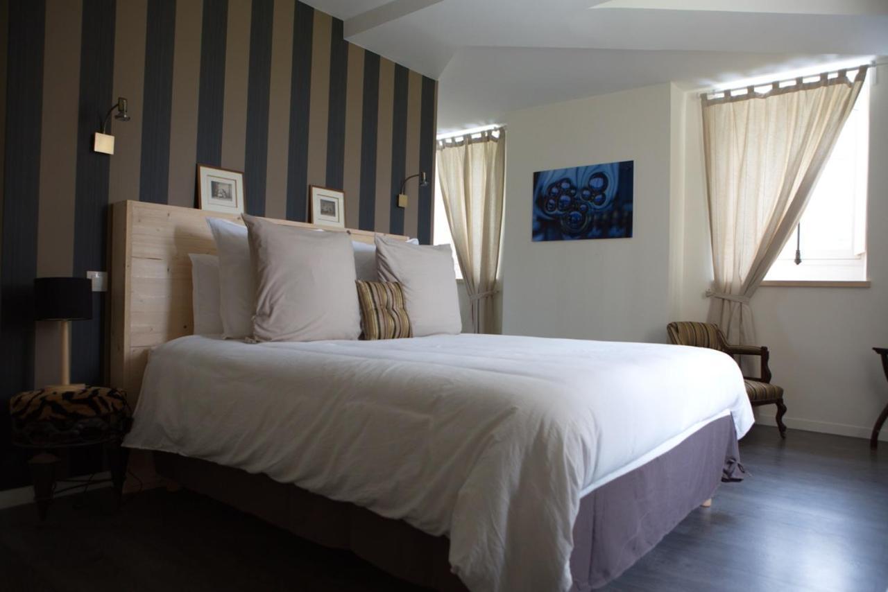 Le Manoir Du Ribardon Bed & Breakfast Neuvy-au-Houlme Eksteriør bilde