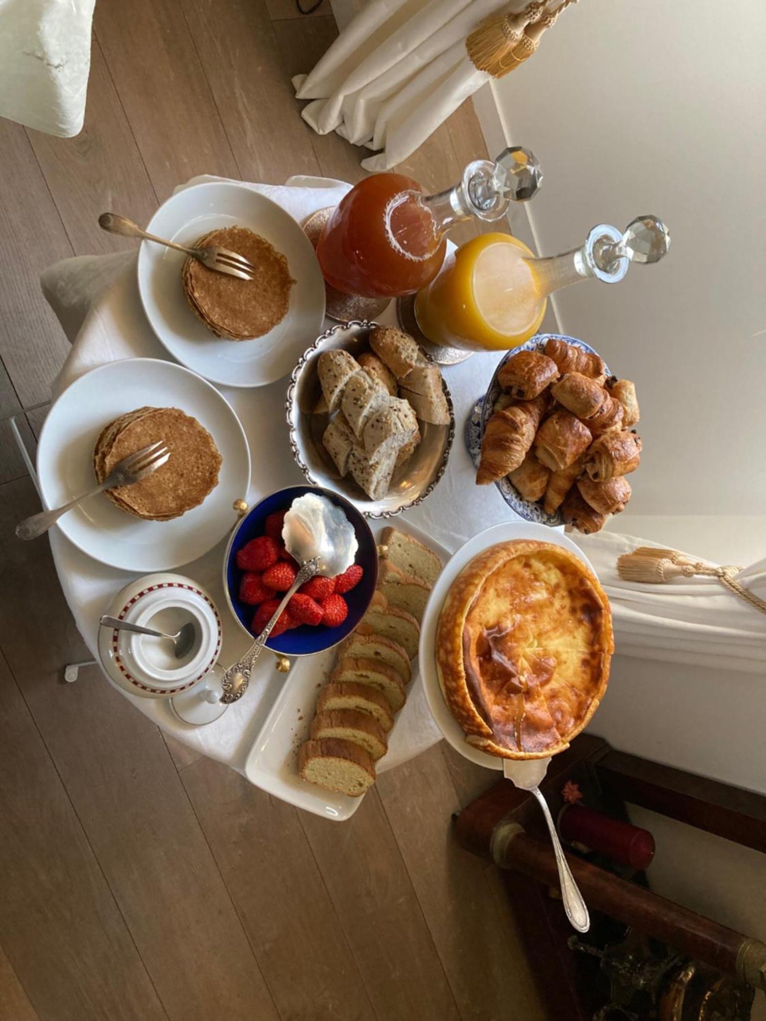 Le Manoir Du Ribardon Bed & Breakfast Neuvy-au-Houlme Eksteriør bilde