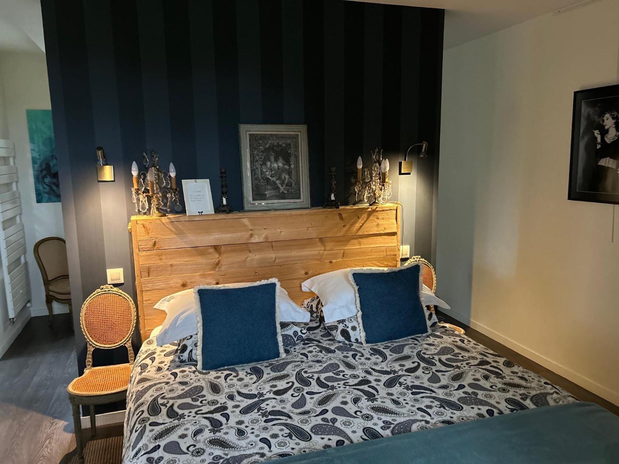 Le Manoir Du Ribardon Bed & Breakfast Neuvy-au-Houlme Eksteriør bilde